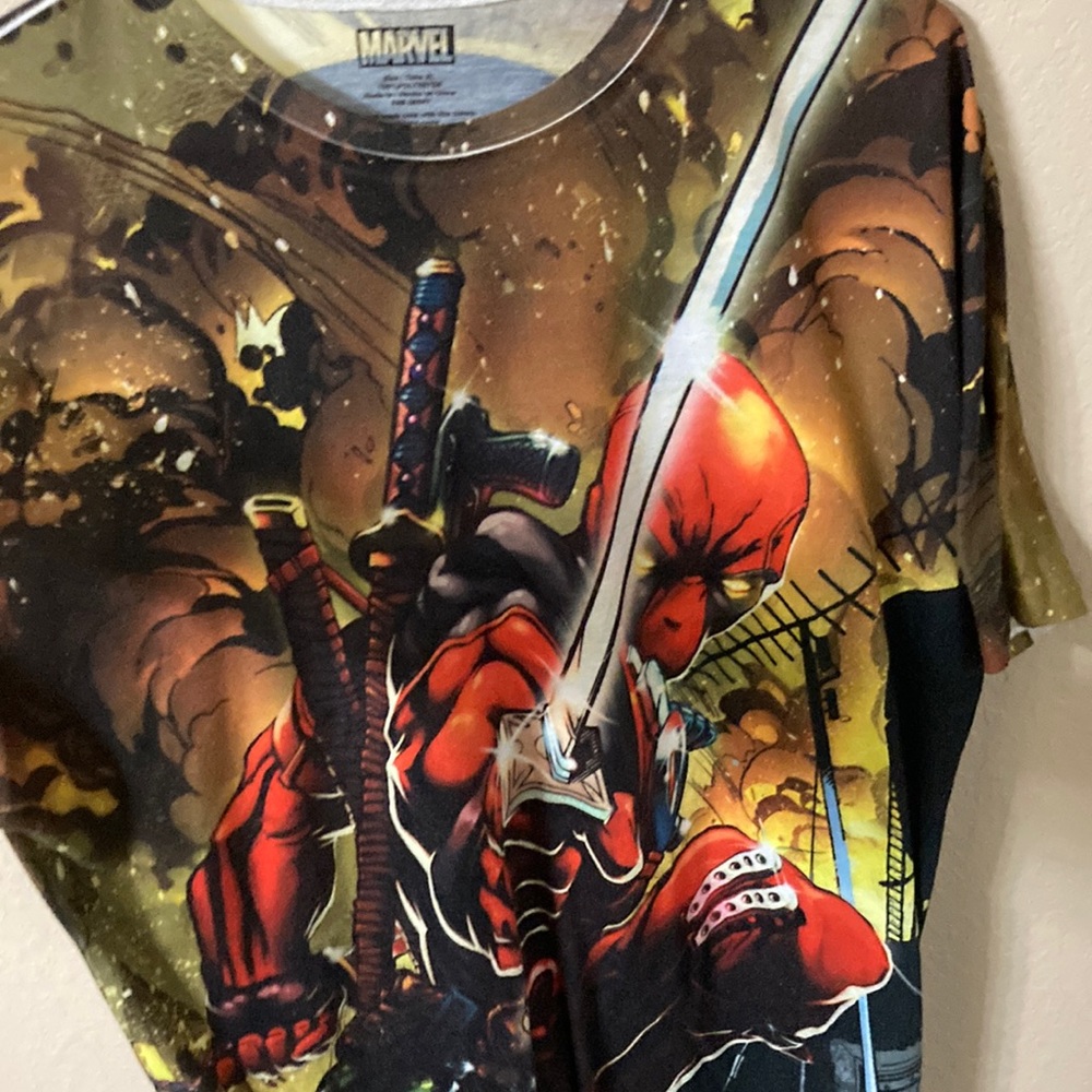 Deadpool marvel t shirt
